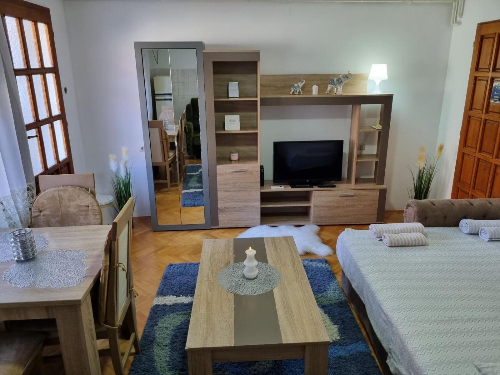 Family Apartmani Le Leskovac  Room photo
